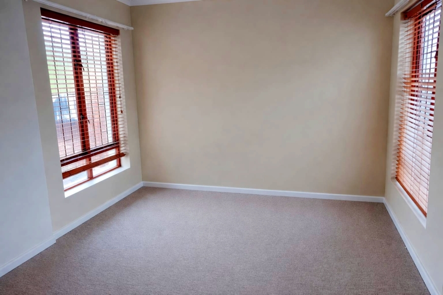 3 Bedroom Property for Sale in The Island Western Cape